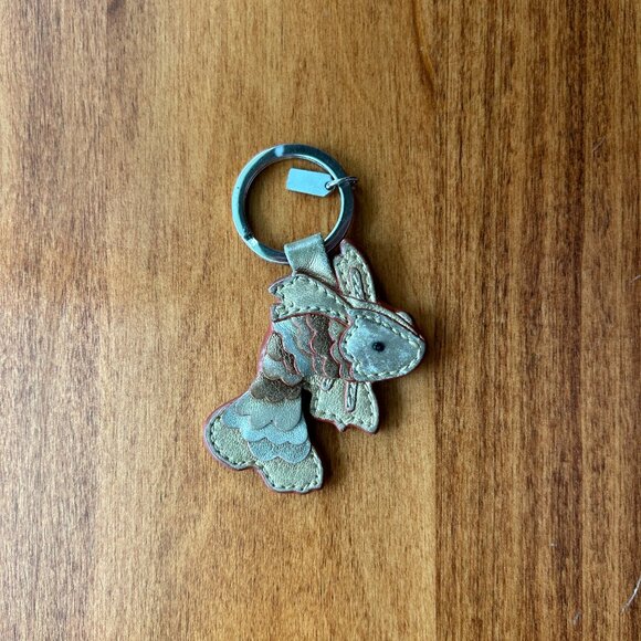 Coach Lucky Lunar New Year gold goldfish koi keychain - Picture 3 of 3